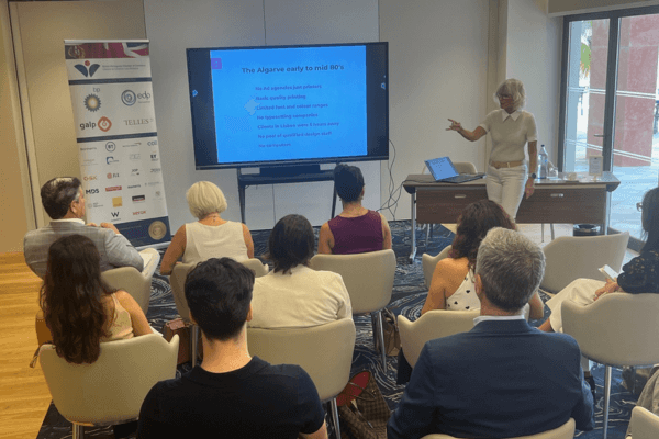 Business Breakfast - 24-07-2025